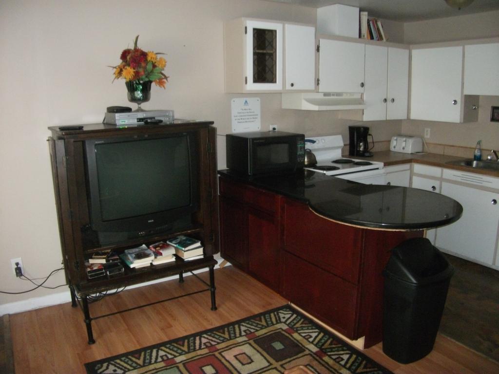 Bent Prop Inn And Hostel Of Alaska - Midtown Anchorage Zimmer foto